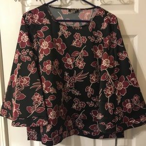 NWT Tahari Blouse